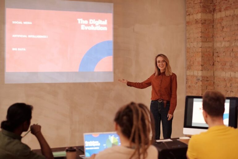 Top 5 Social Media Coaching Programs for Online Success